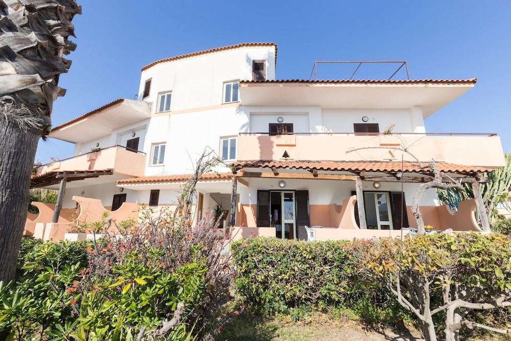 كابو فاتيكانو Residence Esmeraldo المظهر الخارجي الصورة