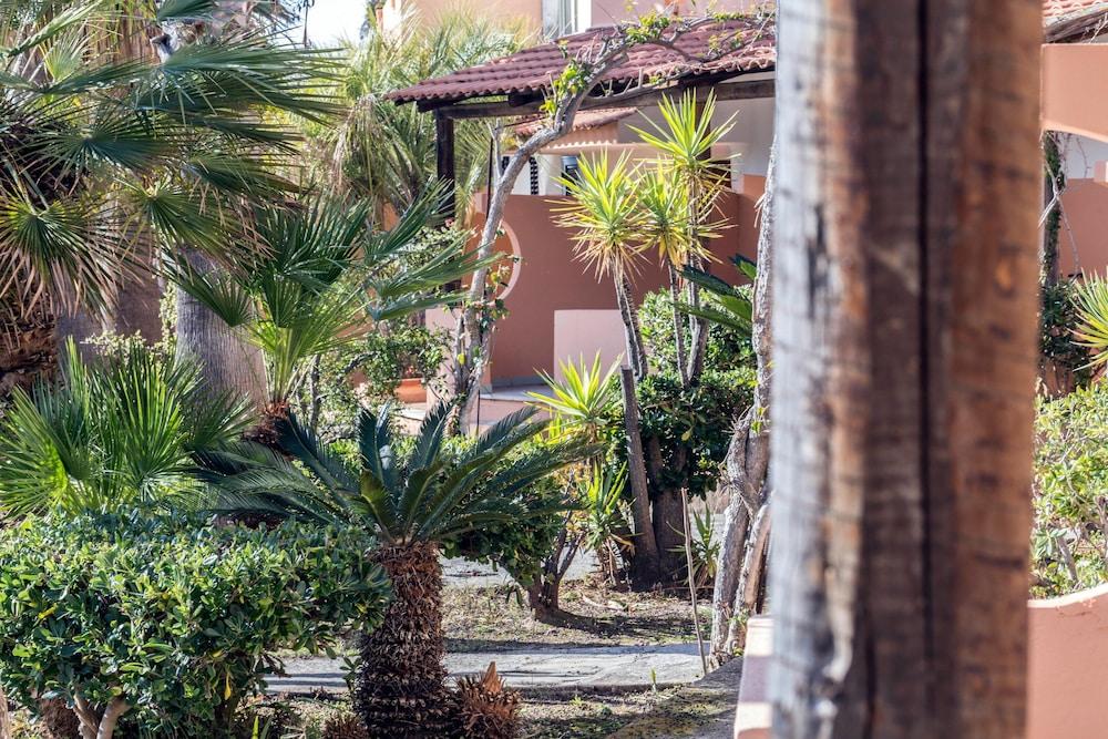 كابو فاتيكانو Residence Esmeraldo المظهر الخارجي الصورة
