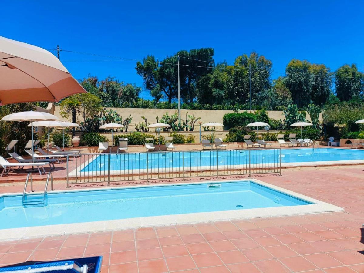 كابو فاتيكانو Residence Esmeraldo المظهر الخارجي الصورة